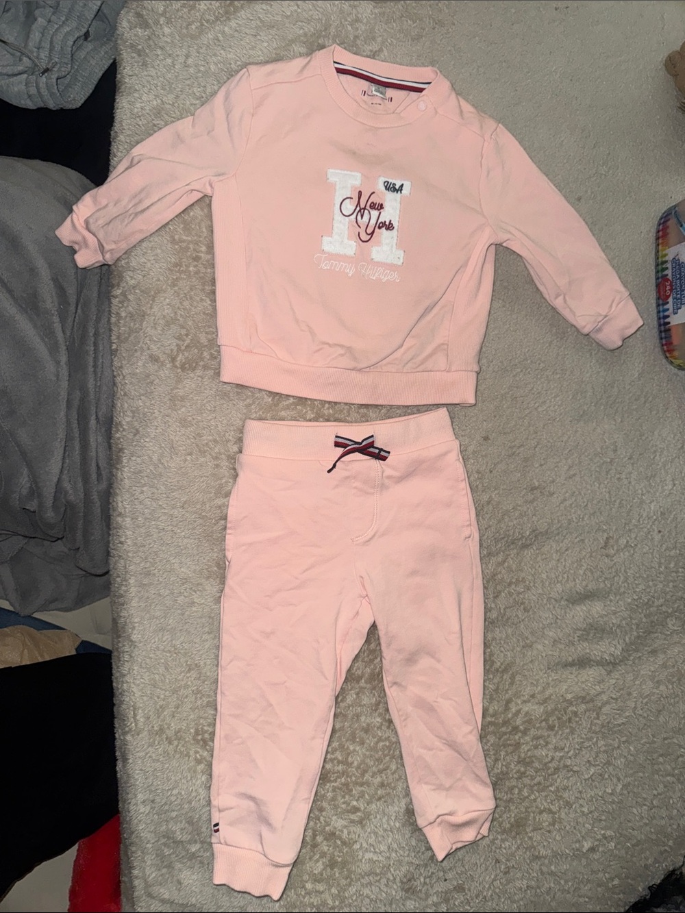 Tommy Hilfiger Girls baby Pink Sweatshirt & Jogger Set